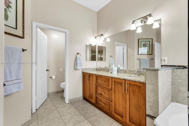 8974 SW 212th Ln, Cutler Bay, FL 33189