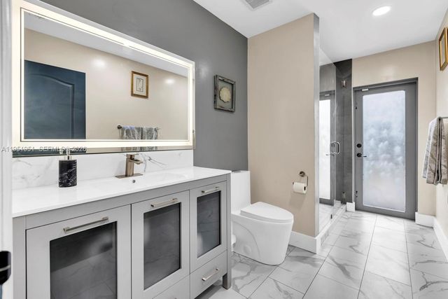 8974 SW 212th Ln, Cutler Bay, FL 33189