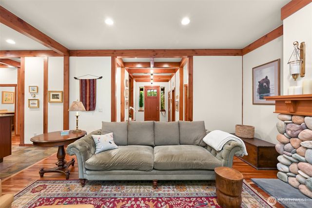 1910 40th Street, Bellingham, WA 98229