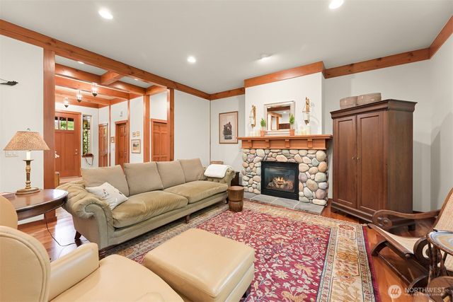 1910 40th Street, Bellingham, WA 98229