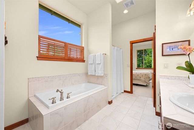 1910 40th Street, Bellingham, WA 98229
