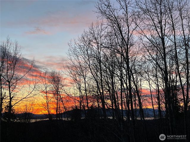 1910 40th Street, Bellingham, WA 98229