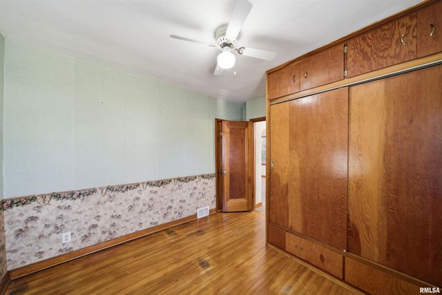 584 ROOSEVELT Street, Creve Coeur, IL 61610