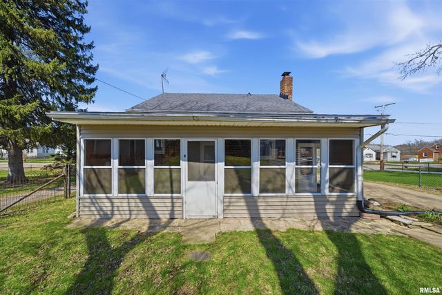 584 ROOSEVELT Street, Creve Coeur, IL 61610