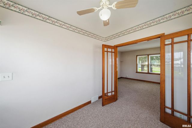 584 ROOSEVELT Street, Creve Coeur, IL 61610