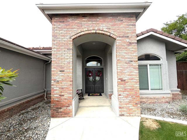 12810 Oahu Lane, Bakersfield, CA 93312