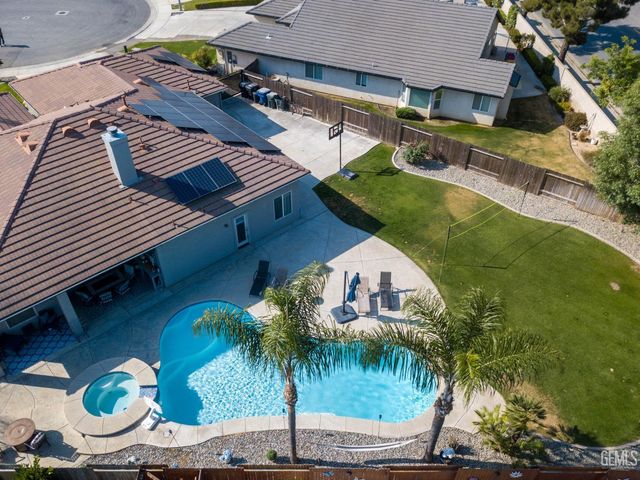 12810 Oahu Lane, Bakersfield, CA 93312