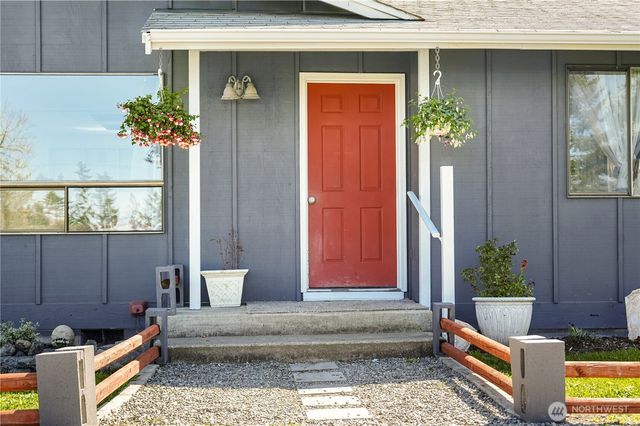 31 Gillis Avenue, Sequim, WA 98382