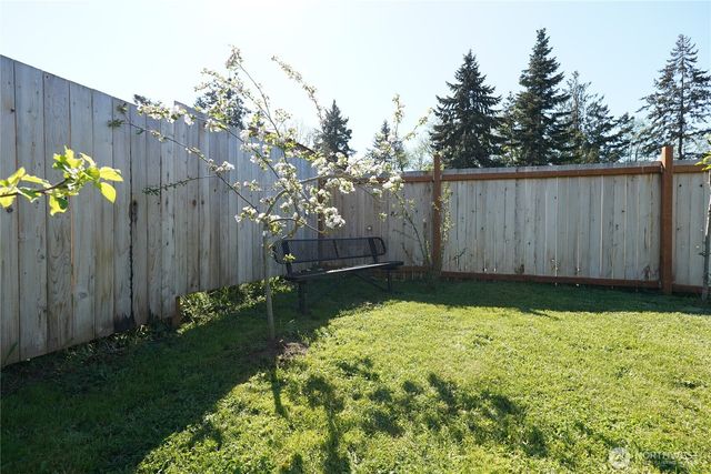 31 Gillis Avenue, Sequim, WA 98382