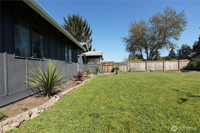 31 Gillis Avenue, Sequim, WA 98382