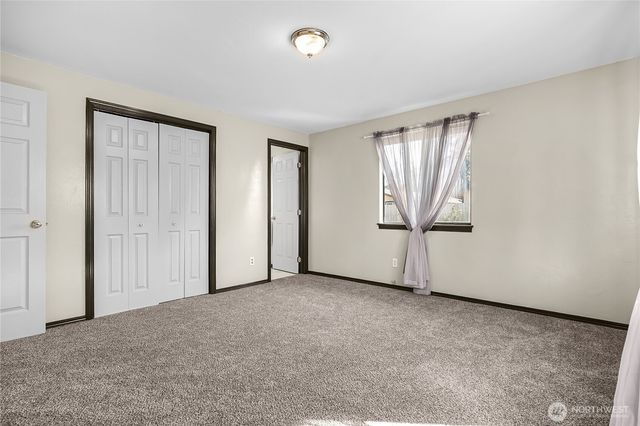 31 Gillis Avenue, Sequim, WA 98382