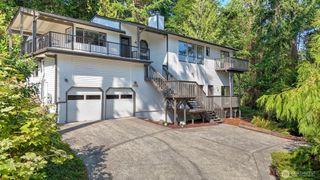 17606 NE 27th Street, Redmond, WA 98052