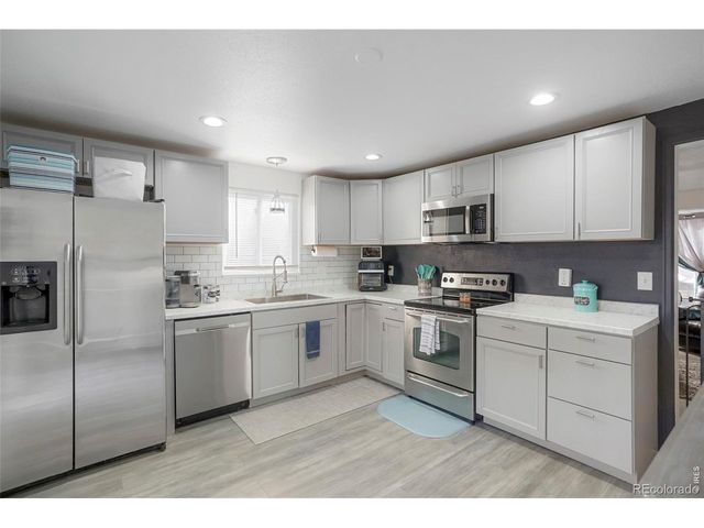9201 W 104th Pl, Broomfield, CO 80021