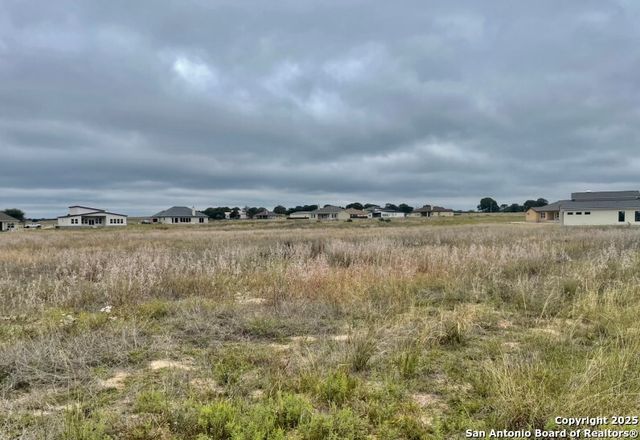 222 Colonial, La Vernia, TX 78121