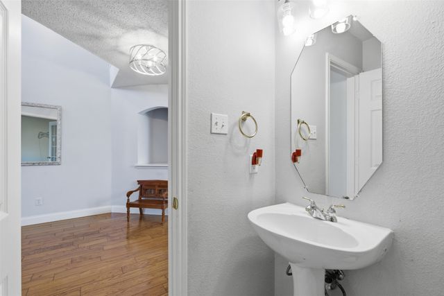 4925 Sunset Ridge Drive, Fort Worth, TX 76123