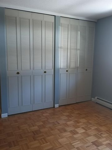 40 Brookside Dr Unit 8, Brattleboro, VT 05301