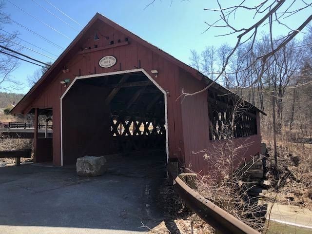 40 Brookside Dr Unit 8, Brattleboro, VT 05301