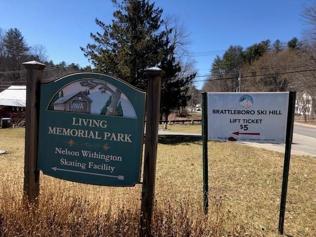 40 Brookside Dr Unit 8, Brattleboro, VT 05301