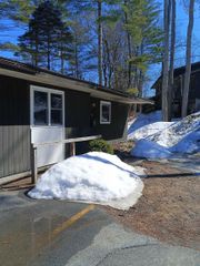 40 Brookside Dr Unit 8, Brattleboro, VT 05301