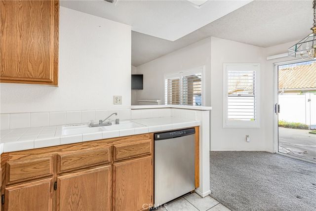 1024 Hogan, Banning, CA 92220