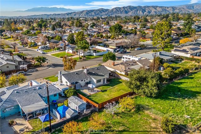 1024 Hogan, Banning, CA 92220