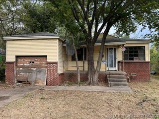 4727 S 33 West Avenue, Tulsa, OK 74107