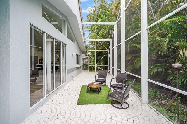 12499 Classic Drive, Coral Springs, FL 33071