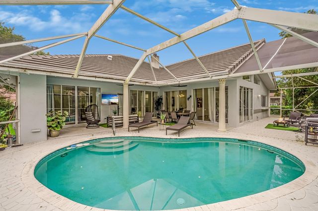 12499 Classic Drive, Coral Springs, FL 33071