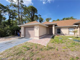 4606 30th ST SW, Lehigh Acres, FL 33973