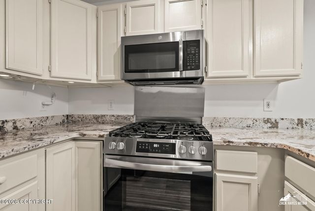 7701 Delridge Circle, Anchorage, AK 99507