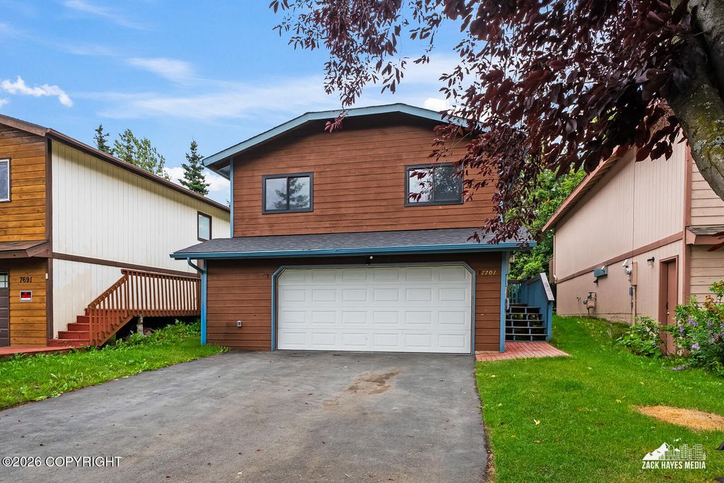 7701 Delridge Circle, Anchorage, AK 99507