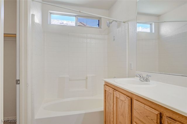 6946 Graceful Cloud Avenue, Henderson, NV 89011