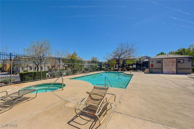 6946 Graceful Cloud Avenue, Henderson, NV 89011