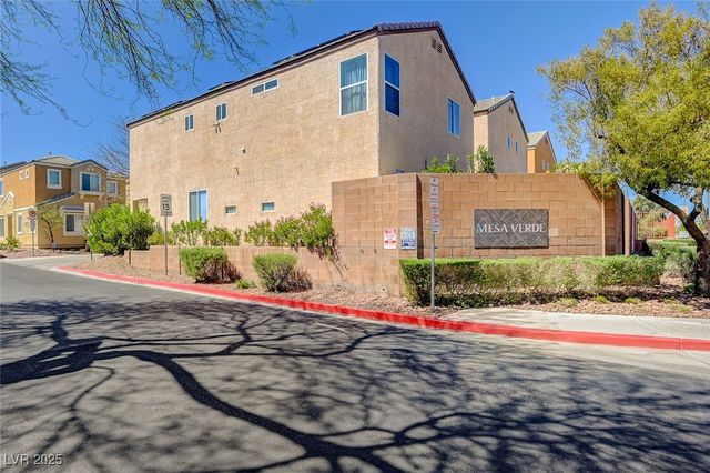 6946 Graceful Cloud Avenue, Henderson, NV 89011