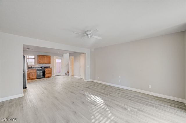 6946 Graceful Cloud Avenue, Henderson, NV 89011