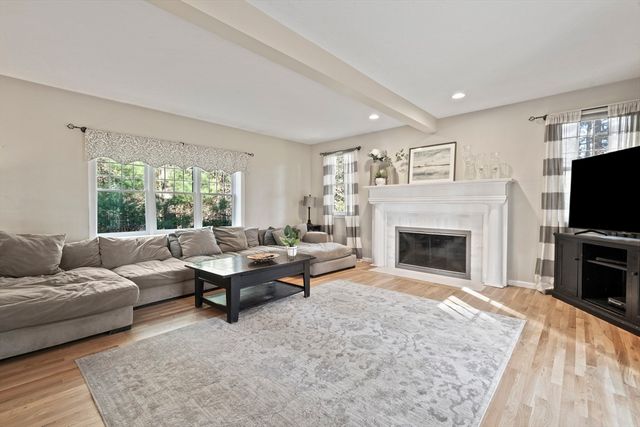 24 Proctor Street, Marshfield, MA 02050