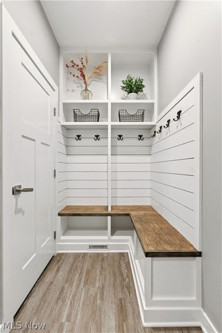 3402 Sandgate Street NW, North Canton, OH 44720