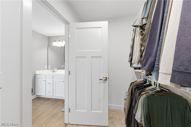 3402 Sandgate Street NW, North Canton, OH 44720