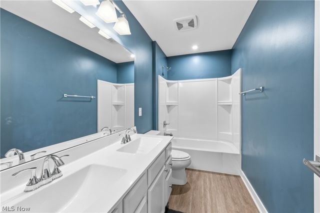 3402 Sandgate Street NW, North Canton, OH 44720