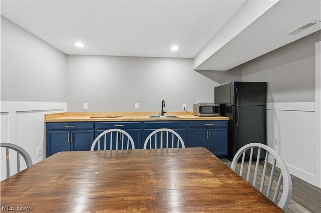 3402 Sandgate Street NW, North Canton, OH 44720