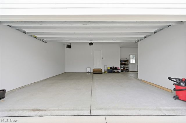 3402 Sandgate Street NW, North Canton, OH 44720