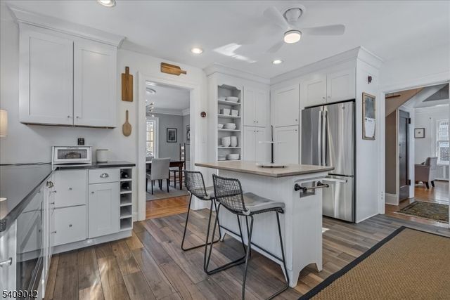 33 Warren Ct, South Orange Village Twp., NJ 07079