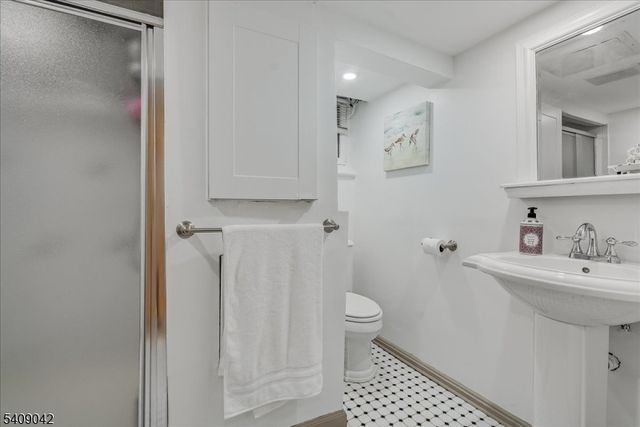 33 Warren Ct, South Orange Village Twp., NJ 07079