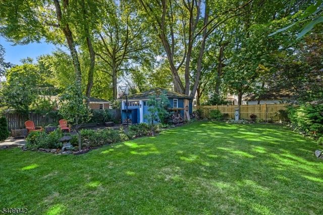 33 Warren Ct, South Orange Village Twp., NJ 07079