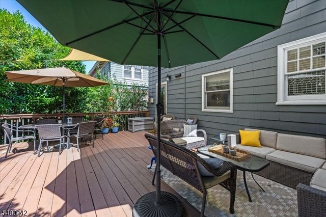 33 Warren Ct, South Orange Village Twp., NJ 07079