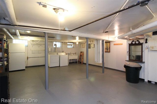 118 Massachusetts Street, Highland Park, MI 48203