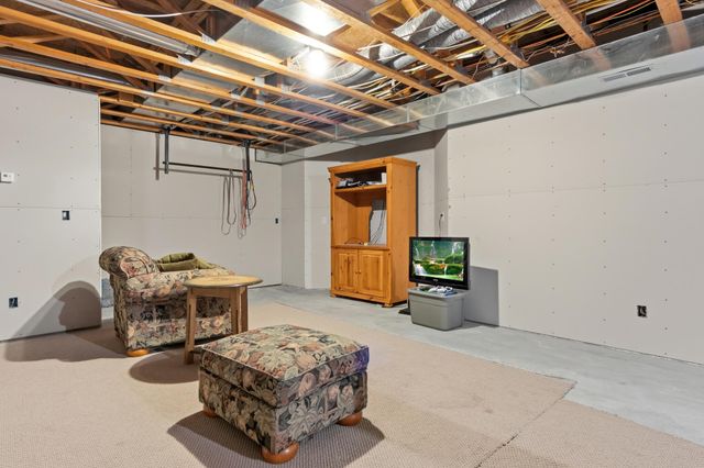 2002 Hazel Hill Road SE, Alexandria, MN 56308