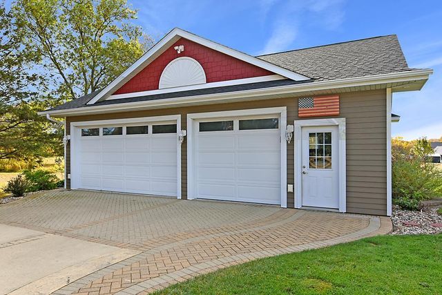 2002 Hazel Hill Road SE, Alexandria, MN 56308