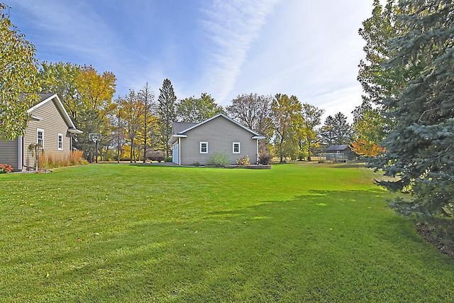 2002 Hazel Hill Road SE, Alexandria, MN 56308