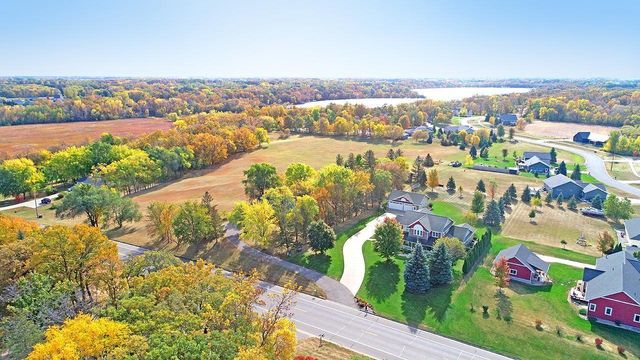 2002 Hazel Hill Road SE, Alexandria, MN 56308